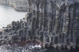 Jusangjeolli Cliff 